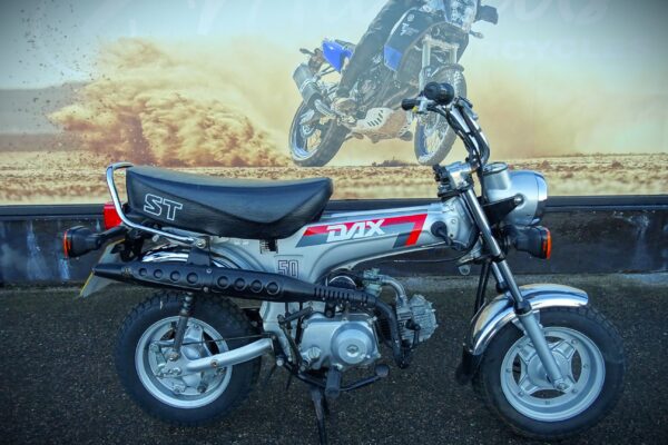 Honda Dax ST50J