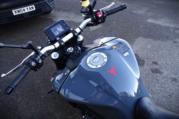 Yamaha MT-09 - Image 4