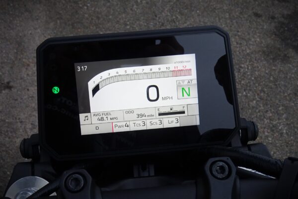 Yamaha MT-09 Y-AMT Ex-Demo - Image 5