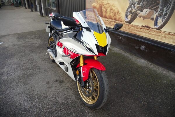 Yamaha R7 Anniversary Ex-Demo *Low miles* - Image 2